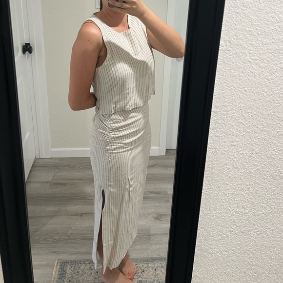 VICI- linen set - Picture 3 of 8